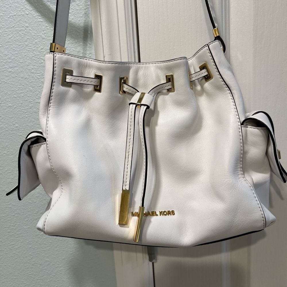 Michael Kors Crossbody optic white medium